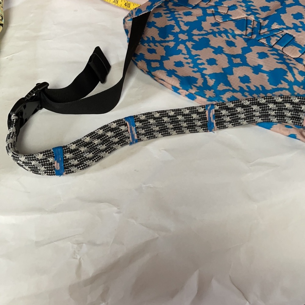 Kavu Backpack. - image 8